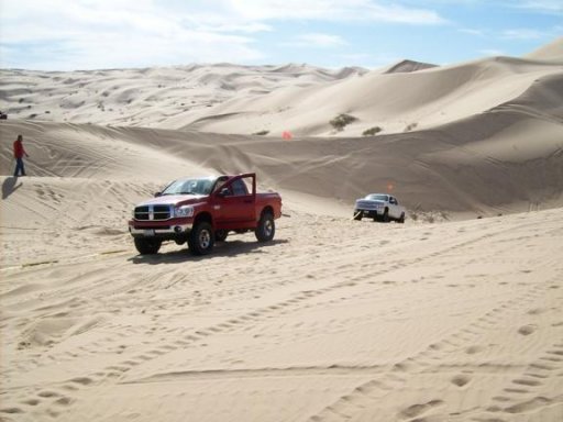 Pulling Chevy out at Glamis.jpg