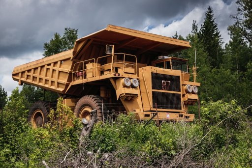 Huge Dump Truck-2.jpg