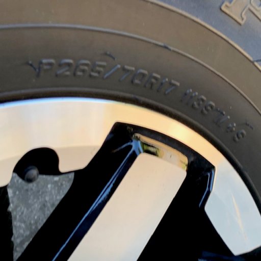 T4R_2017_tires_wheels_size.jpg