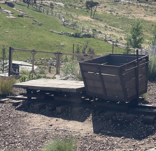 Mine Cart.jpg