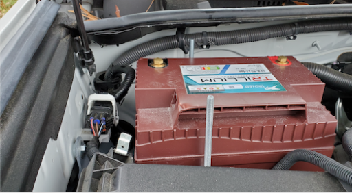 Auxiliary battery in 4Runner.png