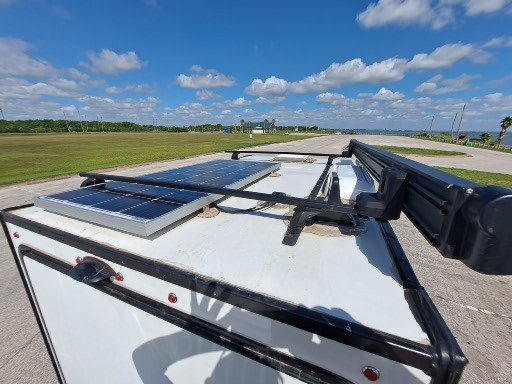 Roof with Solar panel - TV Antenna - Roof Rack 1.jpg
