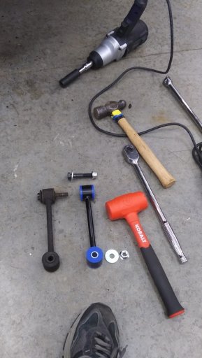 swaybar link.jpg