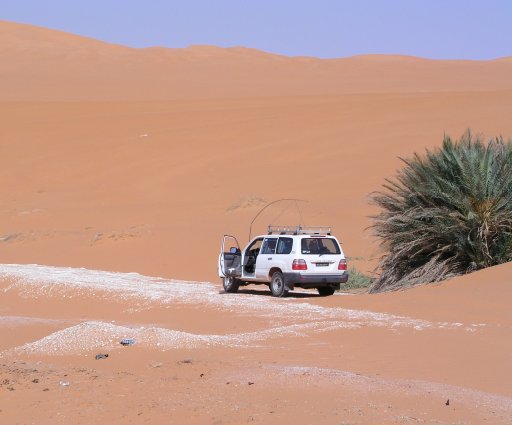 Libya-Algeria border.JPG