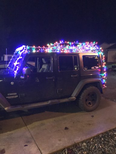 XmasJeep.JPG