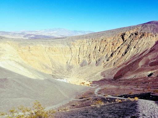 Ubehebe Crater.jpg