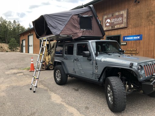 ikamper-skycamp-front-passenger-side-jeep.jpg