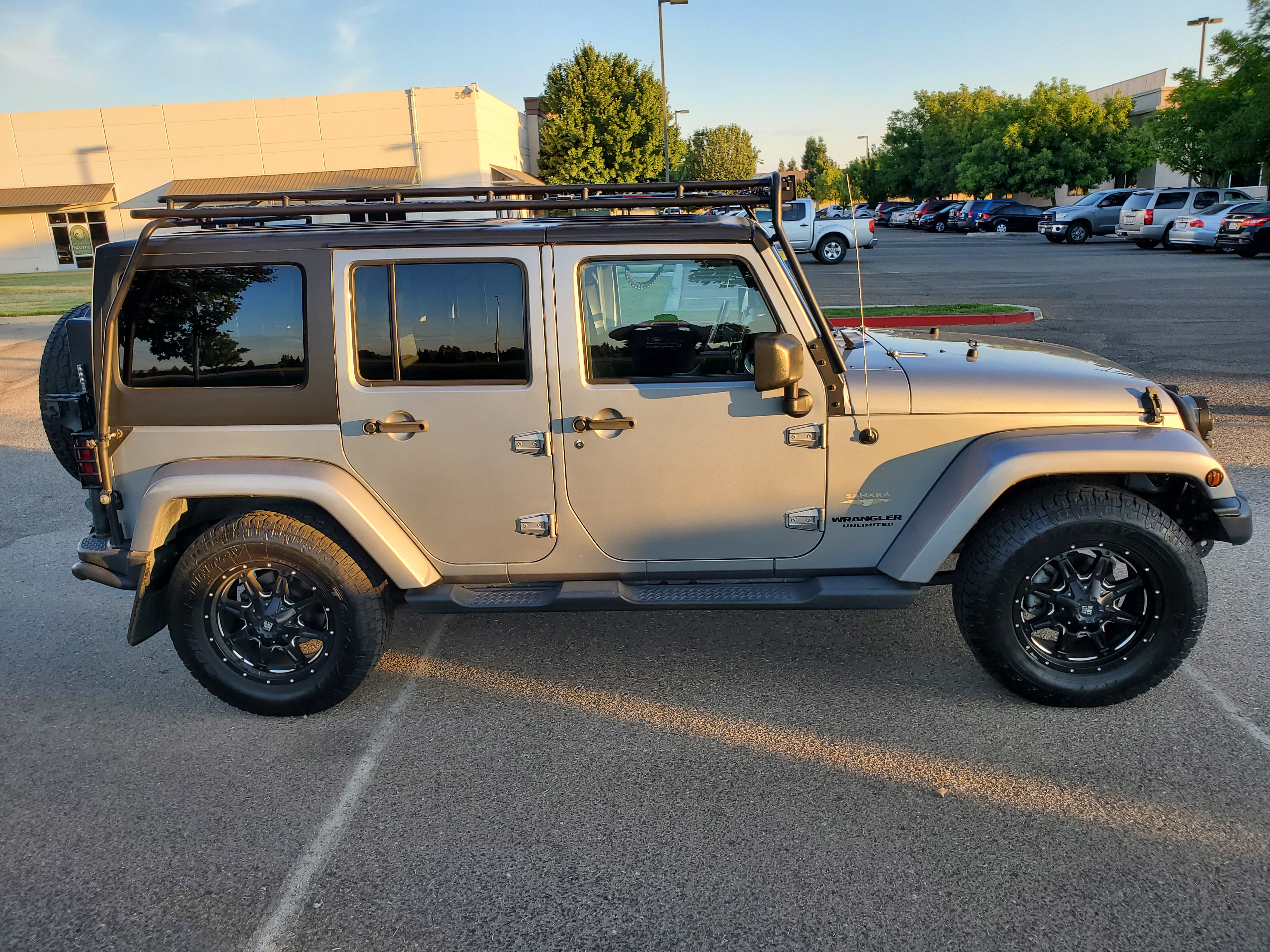 FOR SALE - 2015 Jeep Wrangler Unlimited Sahara w/ AEV Mods & Gobi Rack -  Clovis, CA | OVERLAND BOUND COMMUNITY